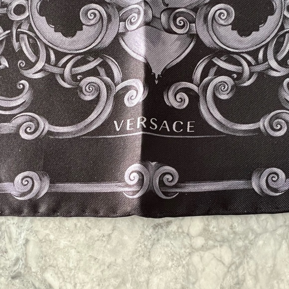 Brand New Versace Kerchief - Picture 3 of 3